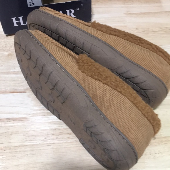 New WB Haggar Men's Tan Slippers - Picture 5 of 5